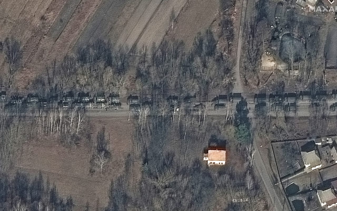 Image default
